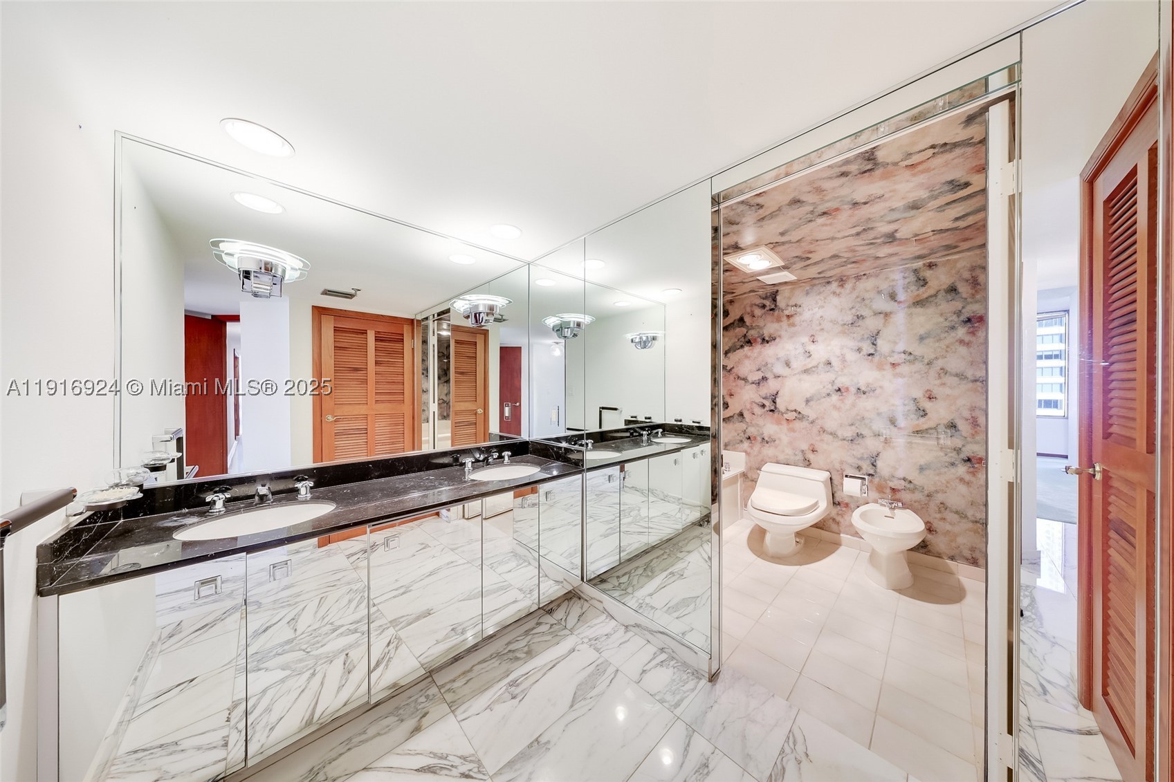 520 Brickell Key Dr #A1104, Miami FL 33131
