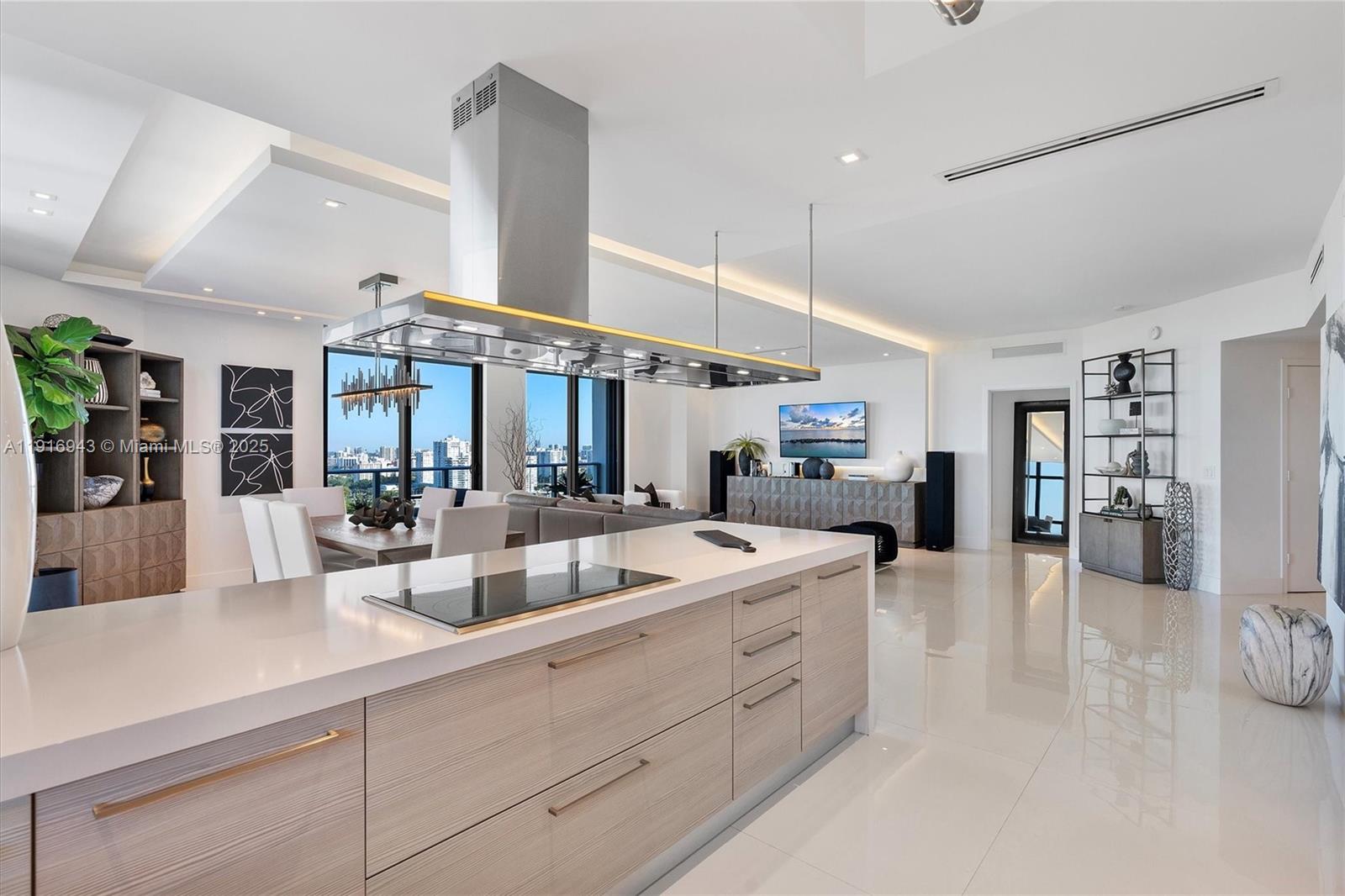 17301 Biscayne Blvd #2202, North Miami Beach FL 33160
