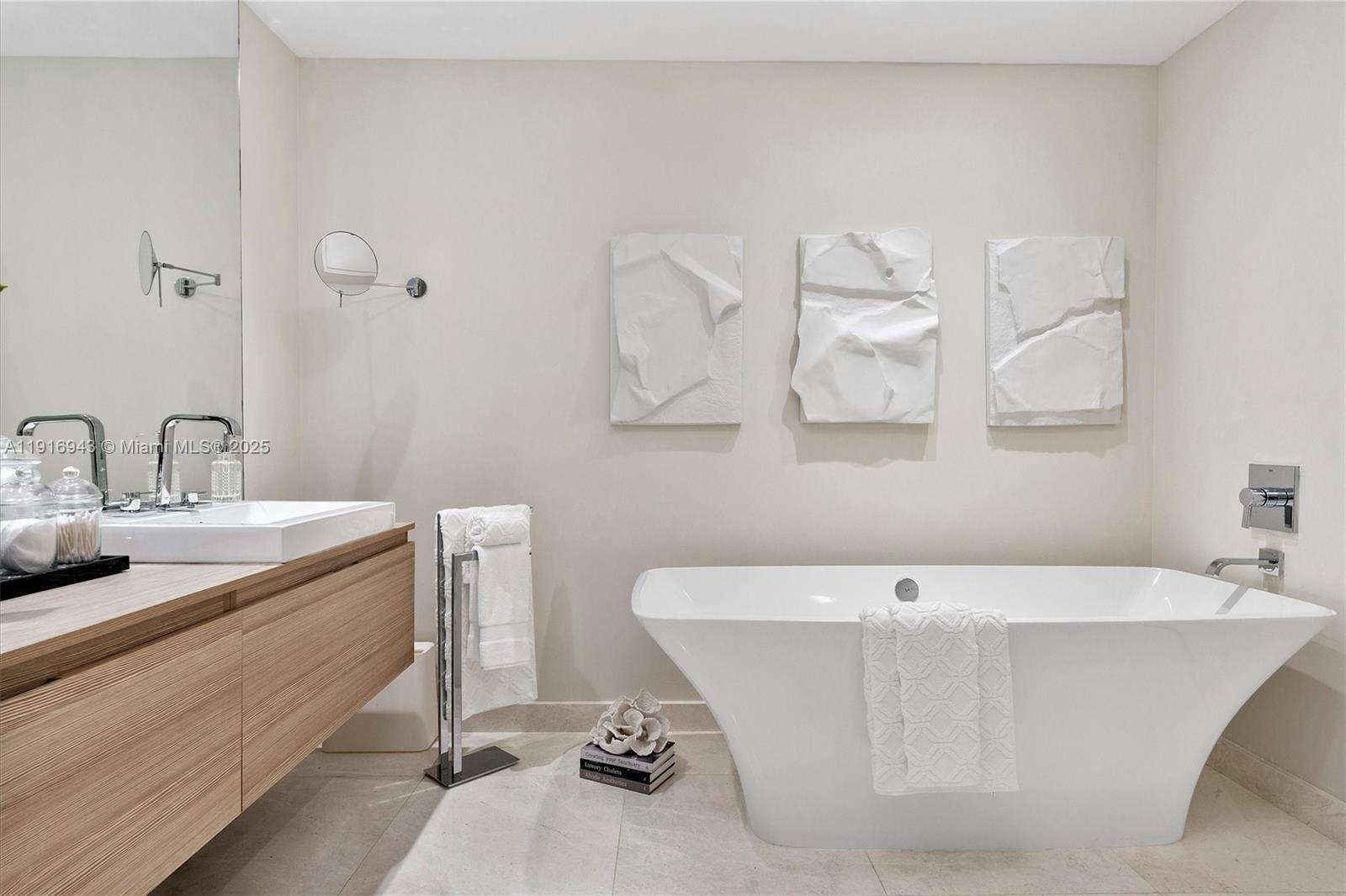 17301 Biscayne Blvd #2202, North Miami Beach FL 33160