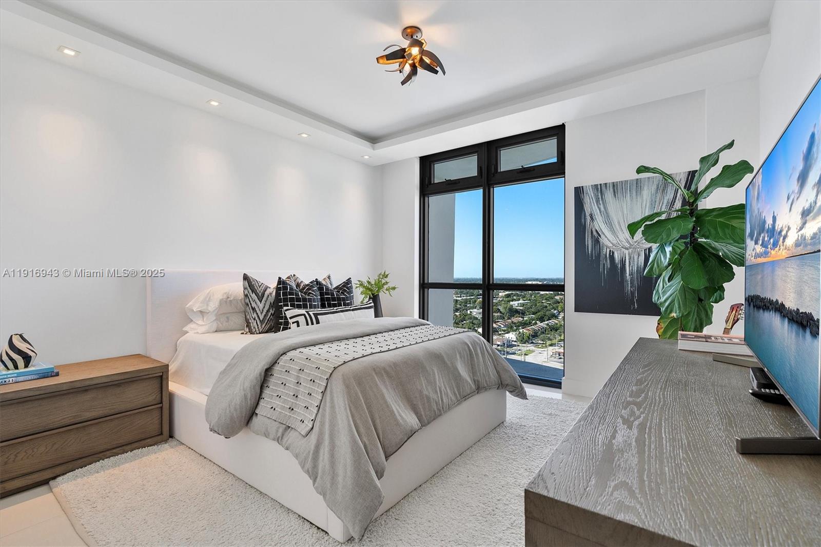 17301 Biscayne Blvd #2202, North Miami Beach FL 33160