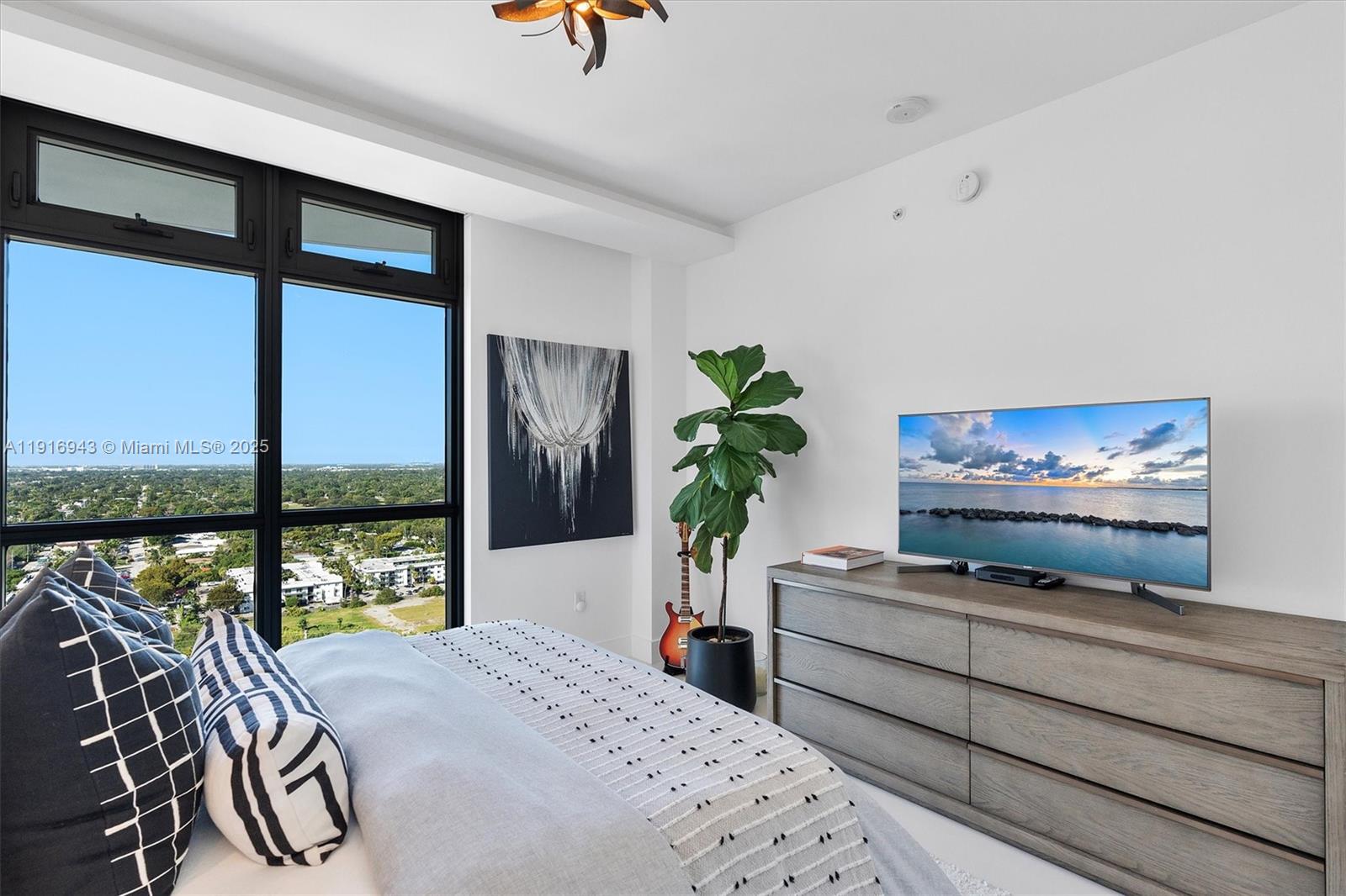 17301 Biscayne Blvd #2202, North Miami Beach FL 33160