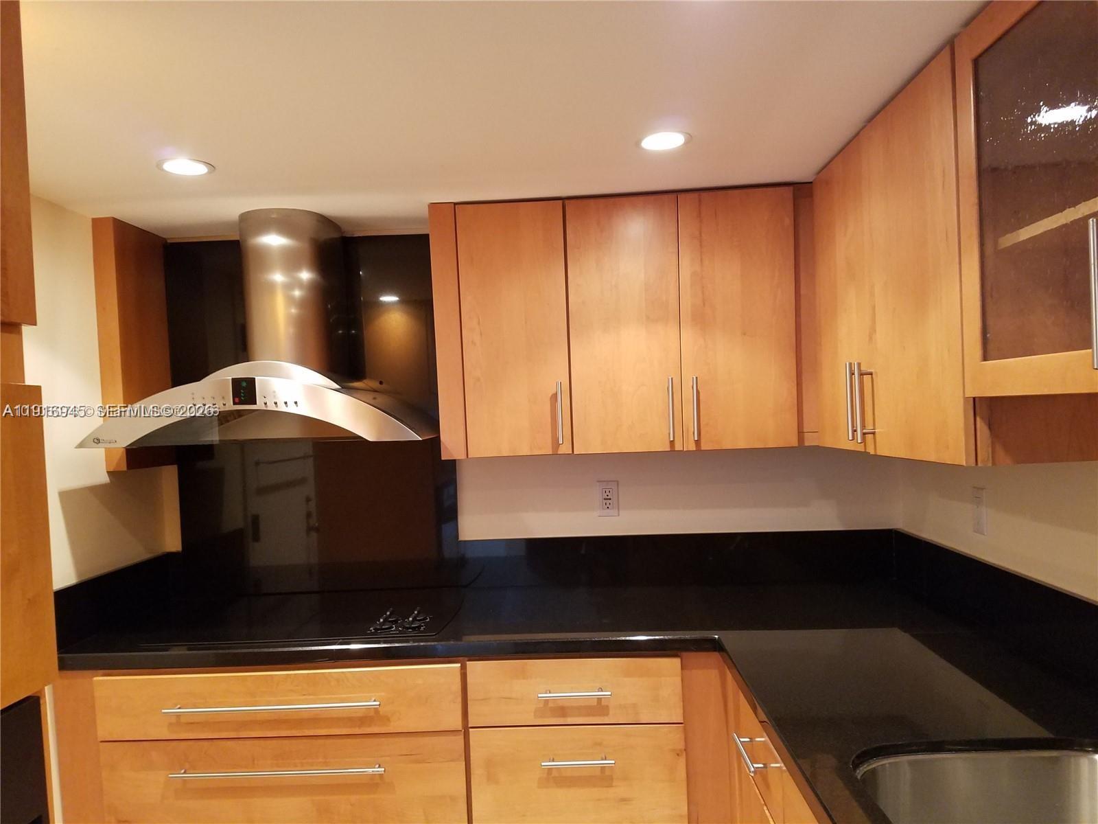2333 Brickell Ave #2215, Miami FL 33129