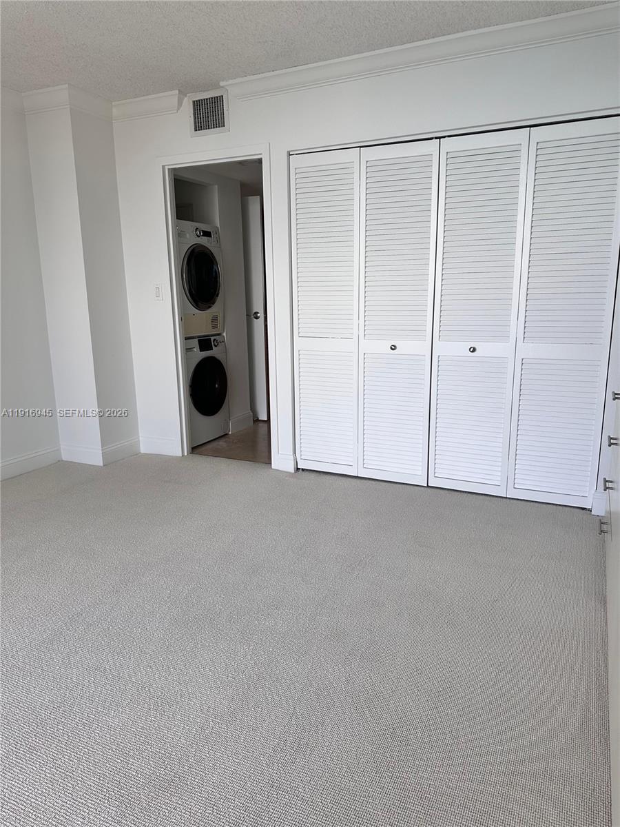 2333 Brickell Ave #2215, Miami FL 33129