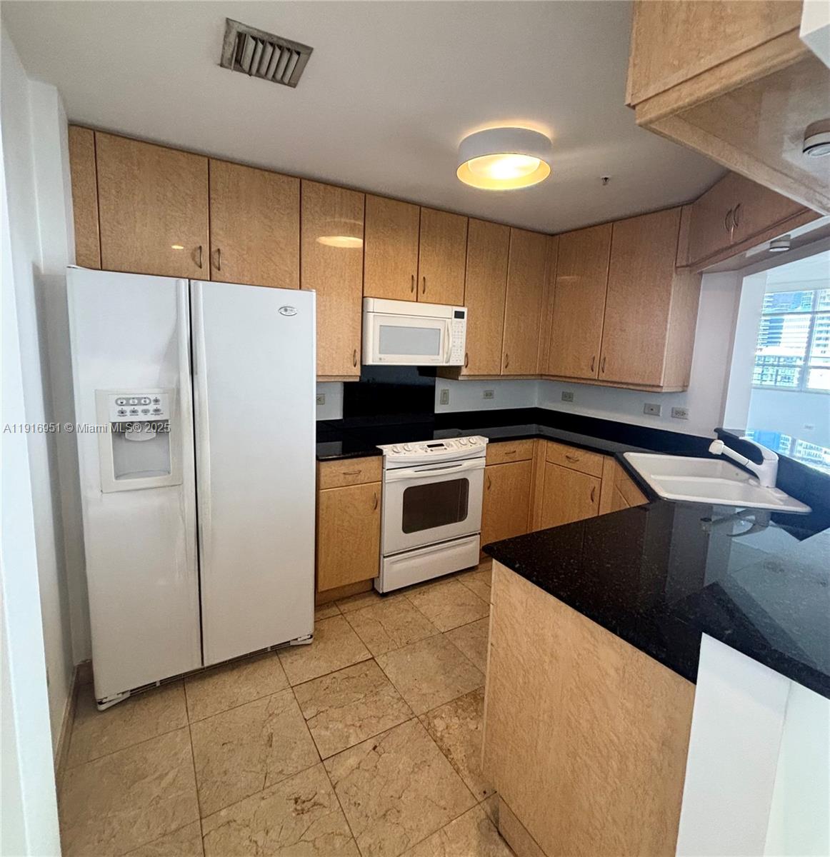 801 Brickell Key Blvd #1608, Miami FL 33131