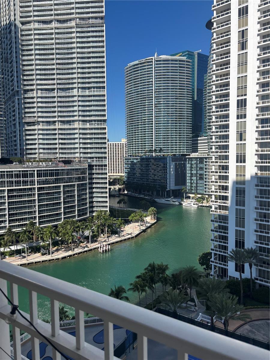 801 Brickell Key Blvd #1608, Miami FL 33131