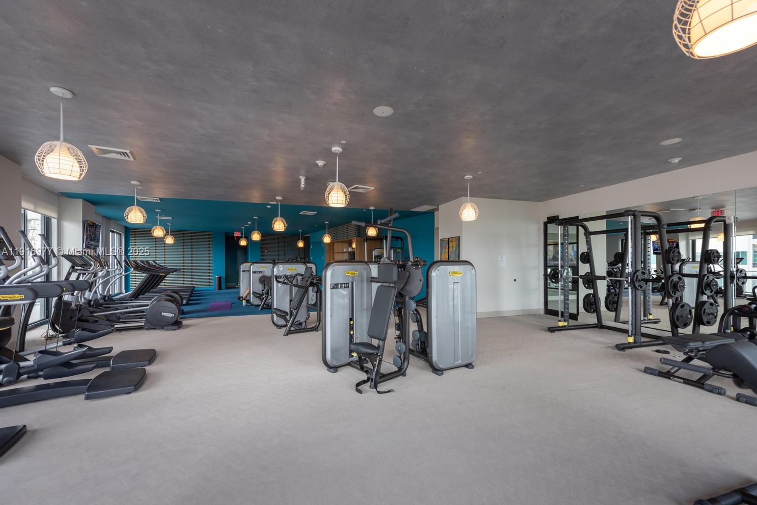 121 NE 34th St #2905, Miami FL 33137