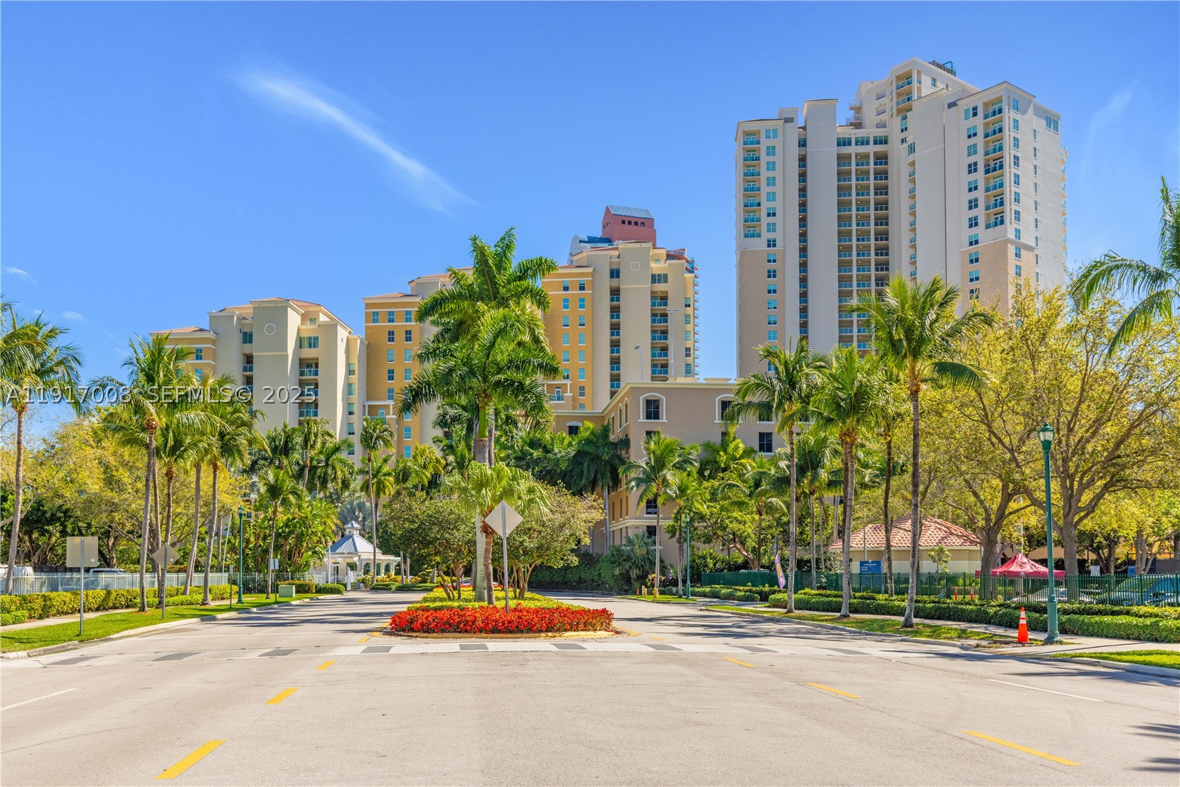 3340 NE 190th St #909, Aventura FL 33180