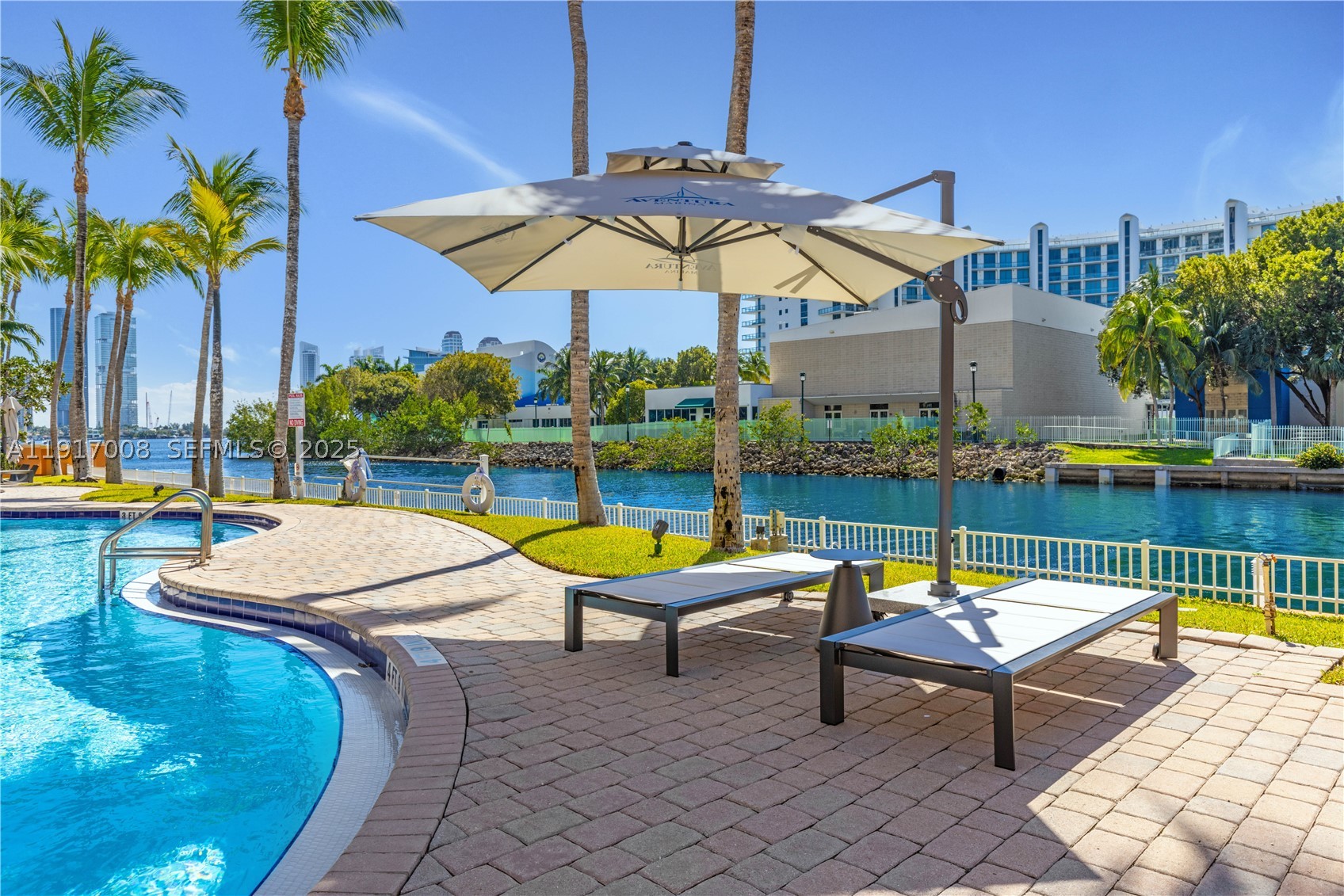 3340 NE 190th St #909, Aventura FL 33180