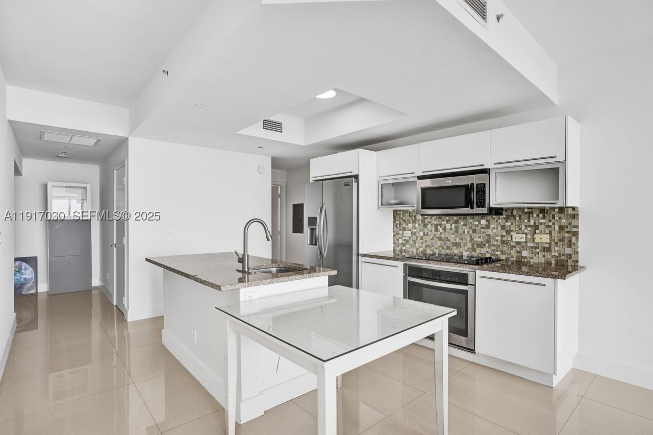 888 Biscayne Blvd #2904, Miami FL 33132