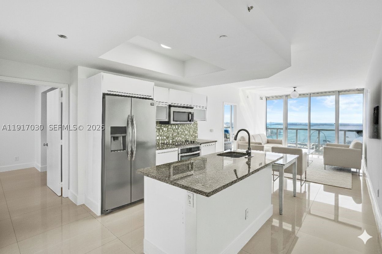 888 Biscayne Blvd #2904, Miami FL 33132
