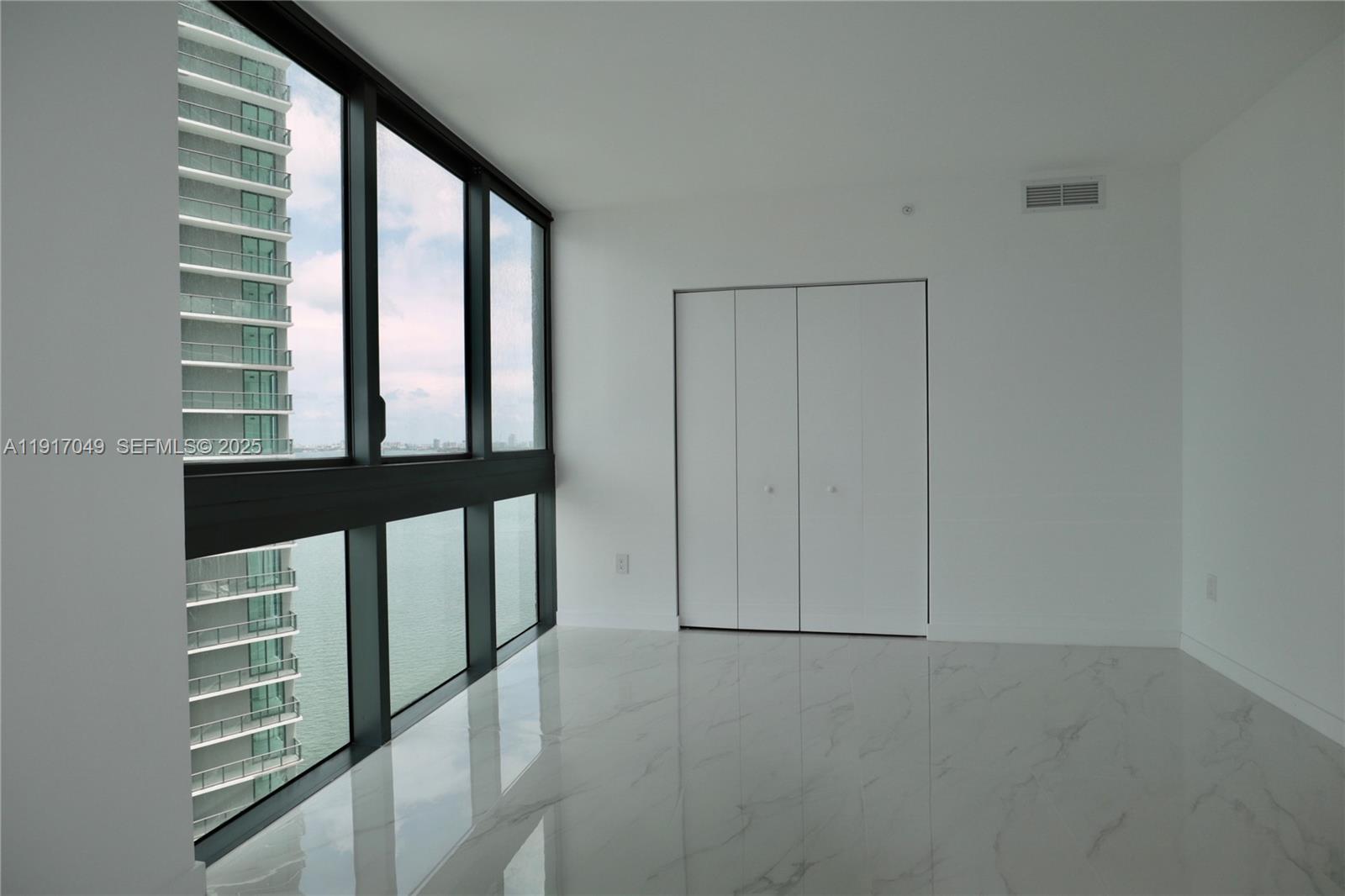650 NE 32 #1207, Miami FL 33137