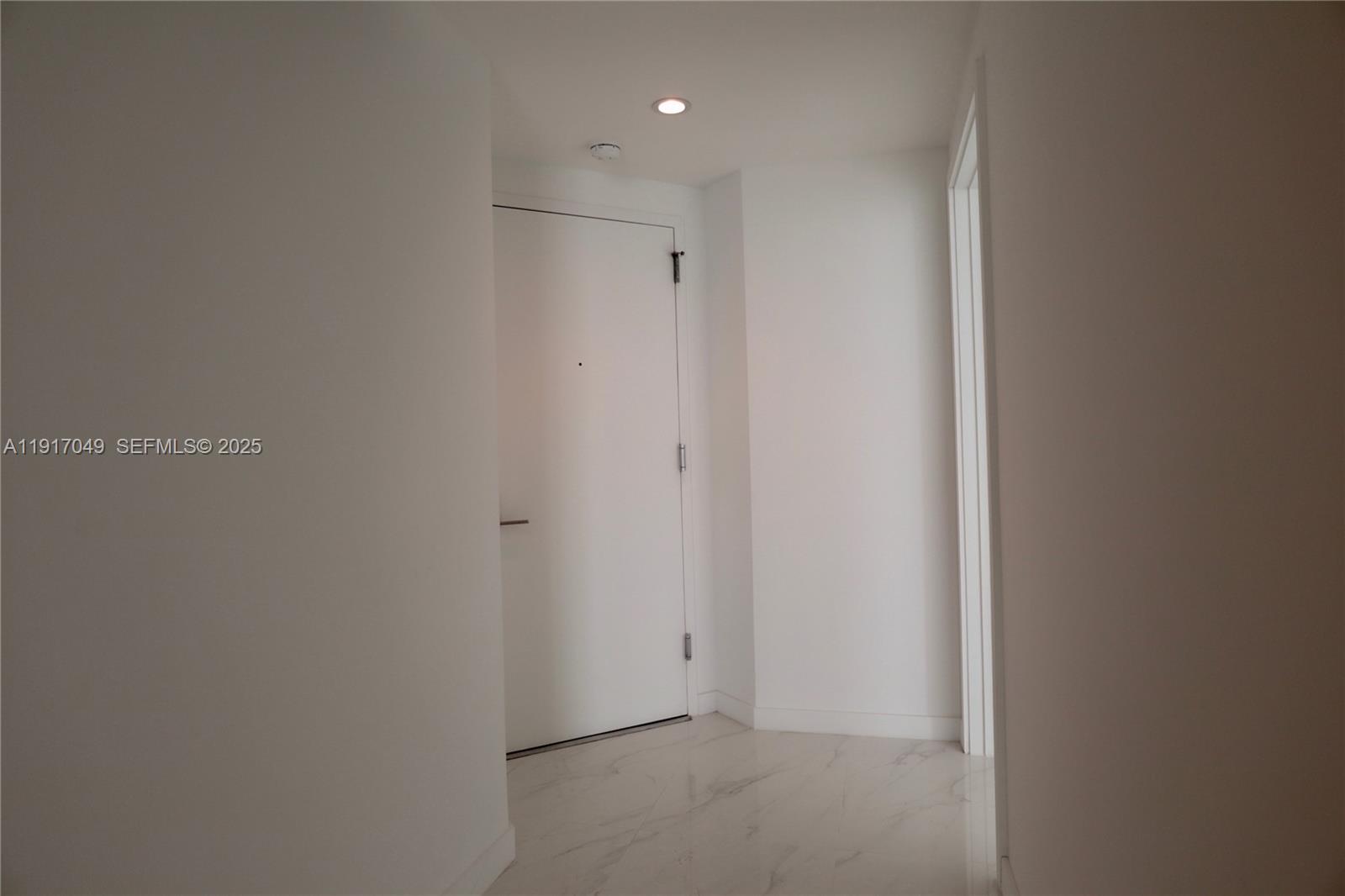 650 NE 32 #1207, Miami FL 33137