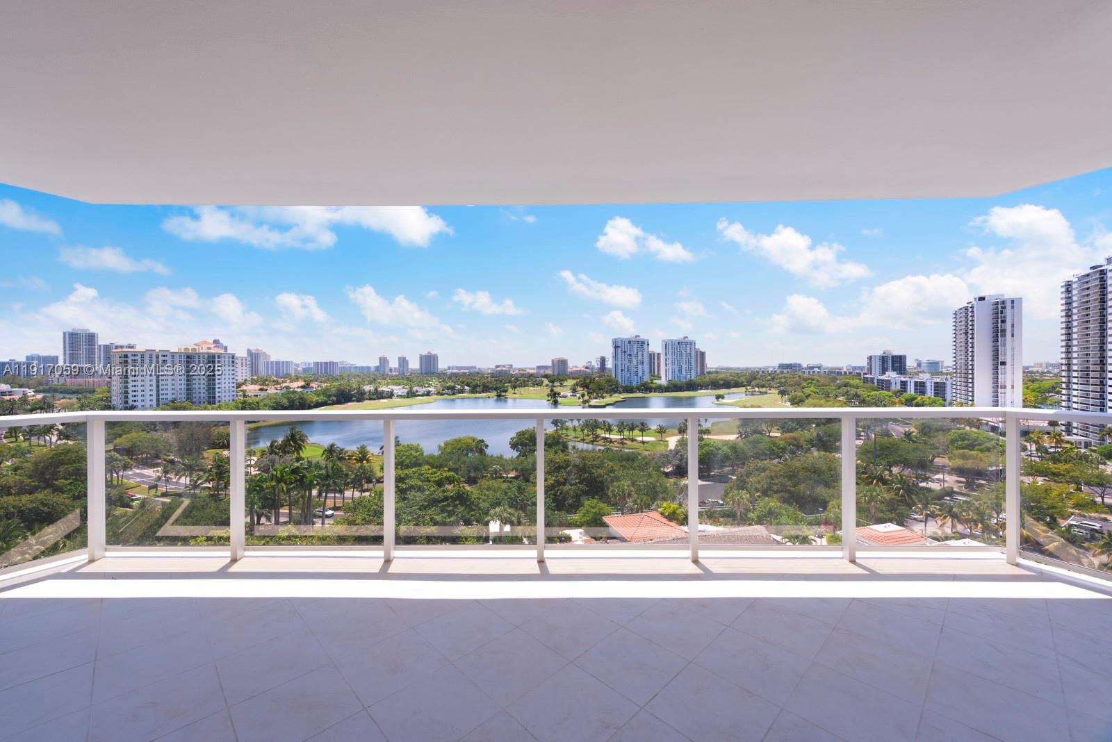 20281 E Country Club Dr #1009, Aventura FL 33180