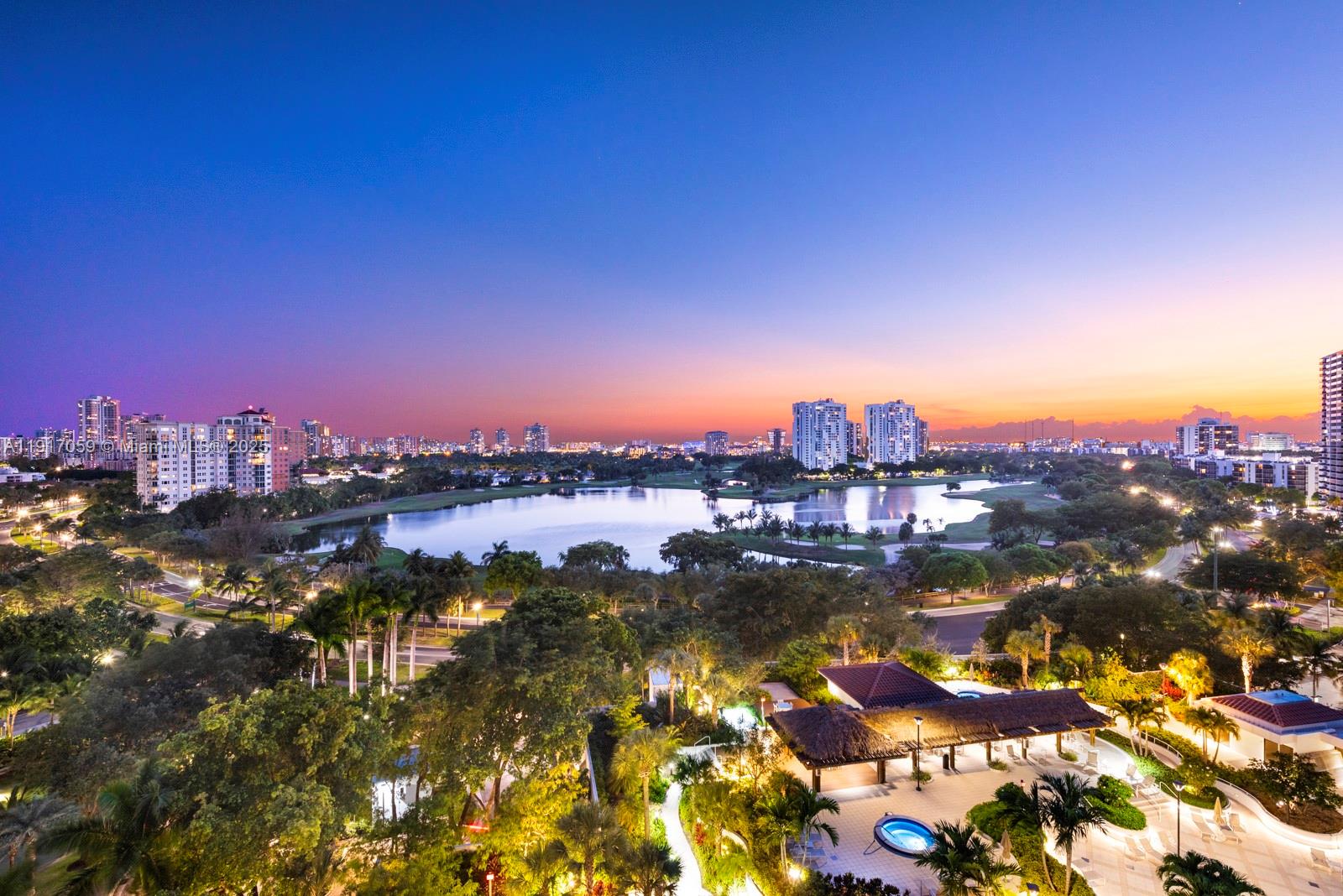 20281 E Country Club Dr #1009, Aventura FL 33180
