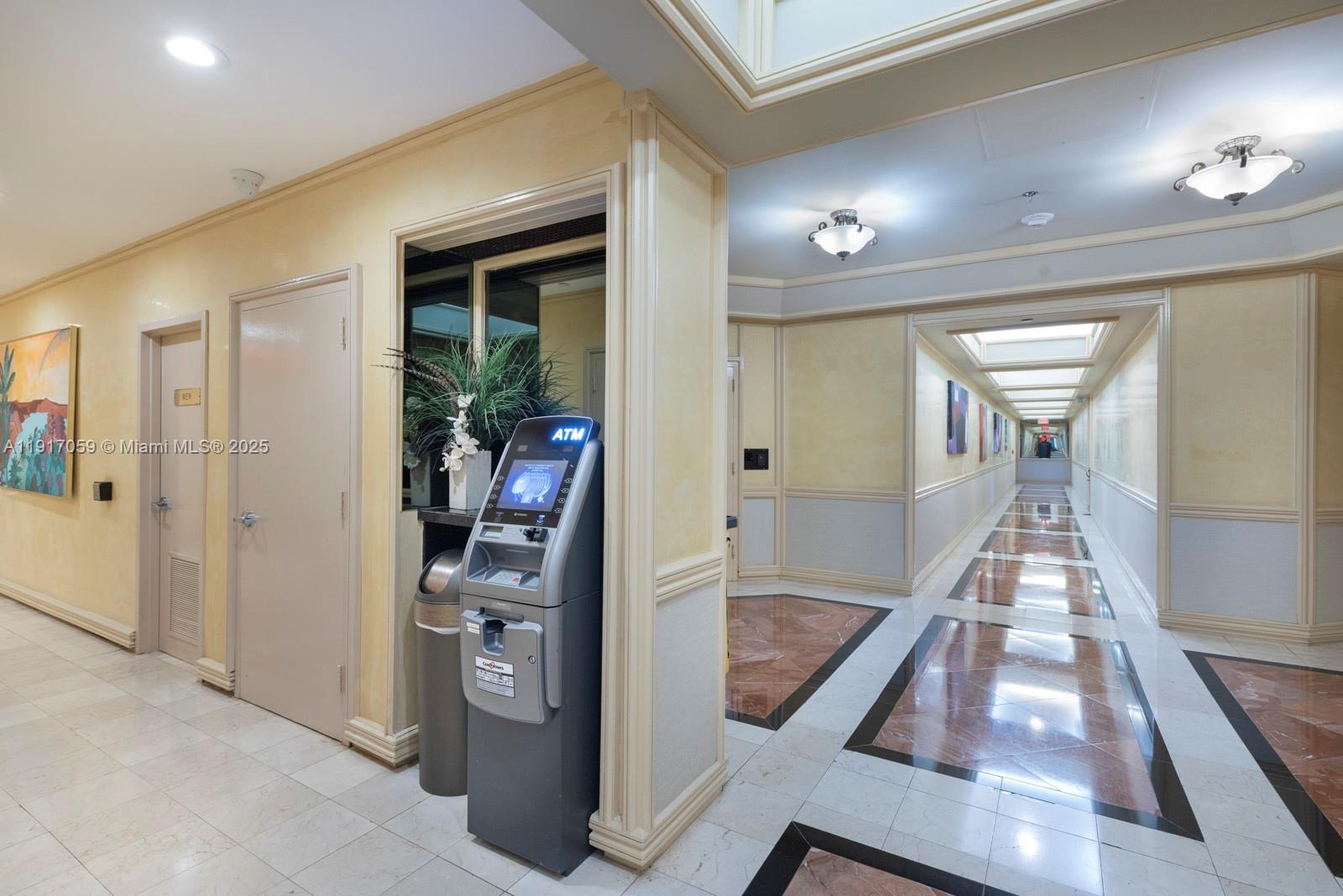20281 E Country Club Dr #1009, Aventura FL 33180
