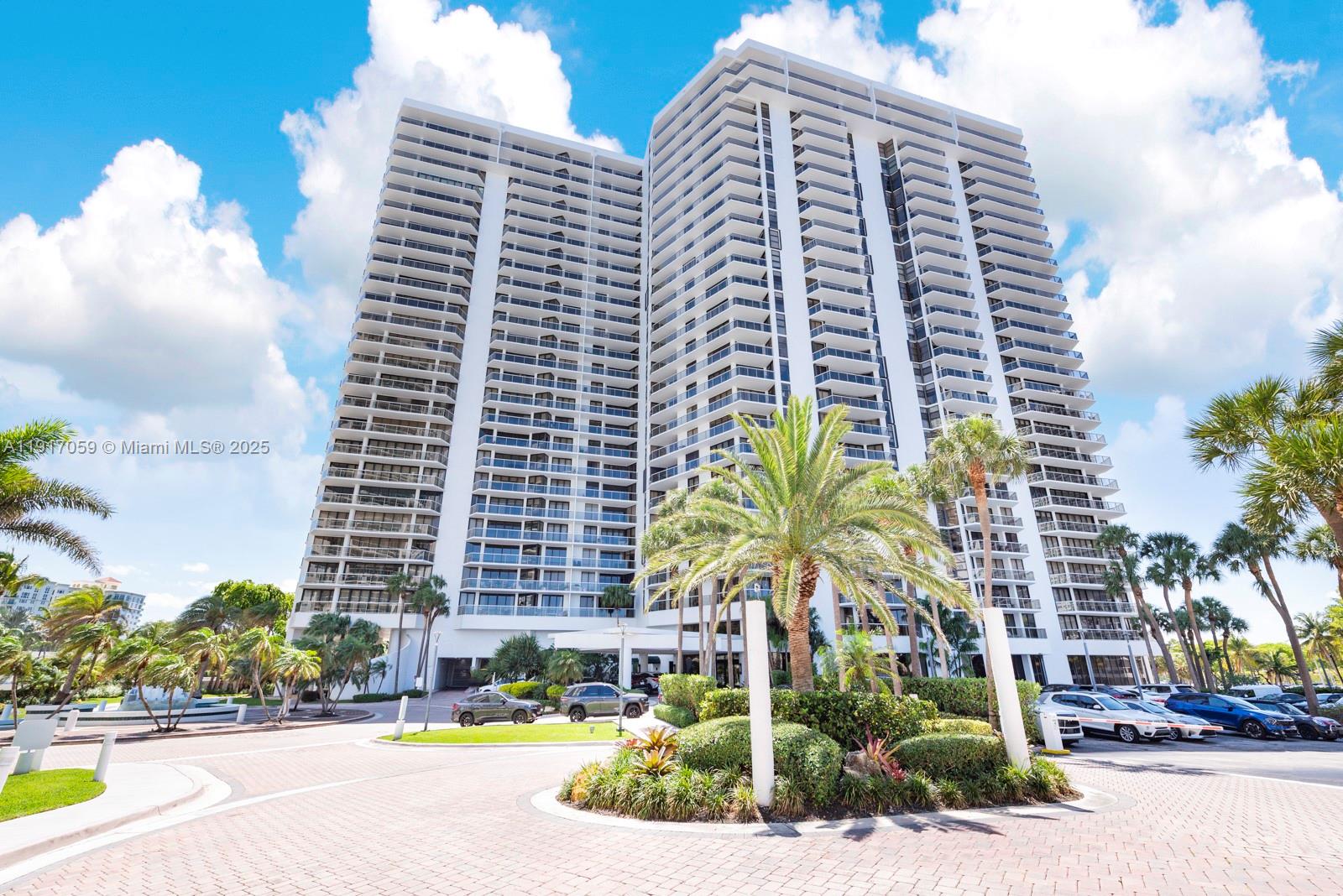 20281 E Country Club Dr #1009, Aventura FL 33180