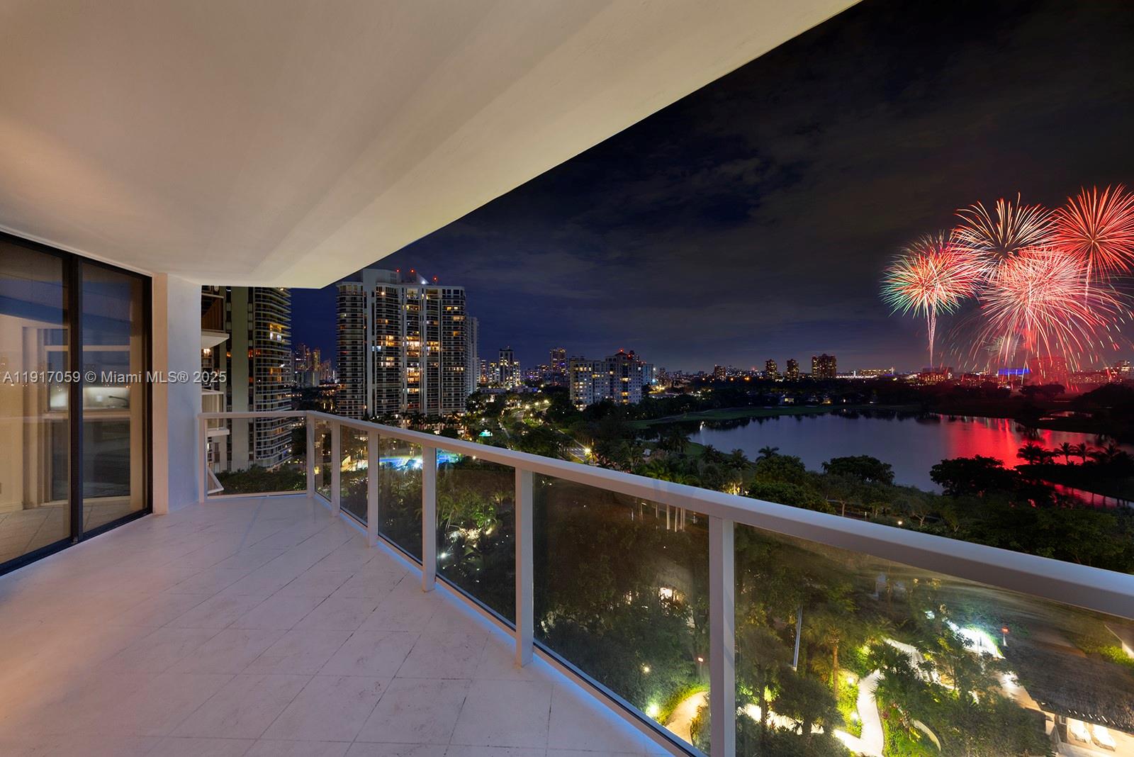 20281 E Country Club Dr #1009, Aventura FL 33180