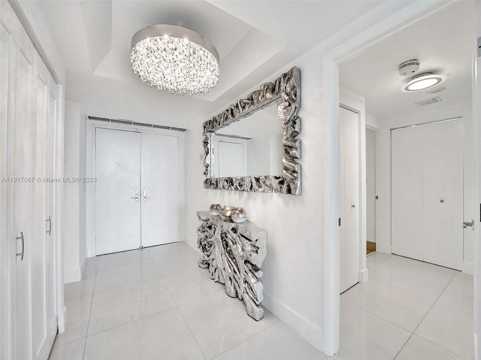 20281 E Country Club Dr #1114, Aventura FL 33180