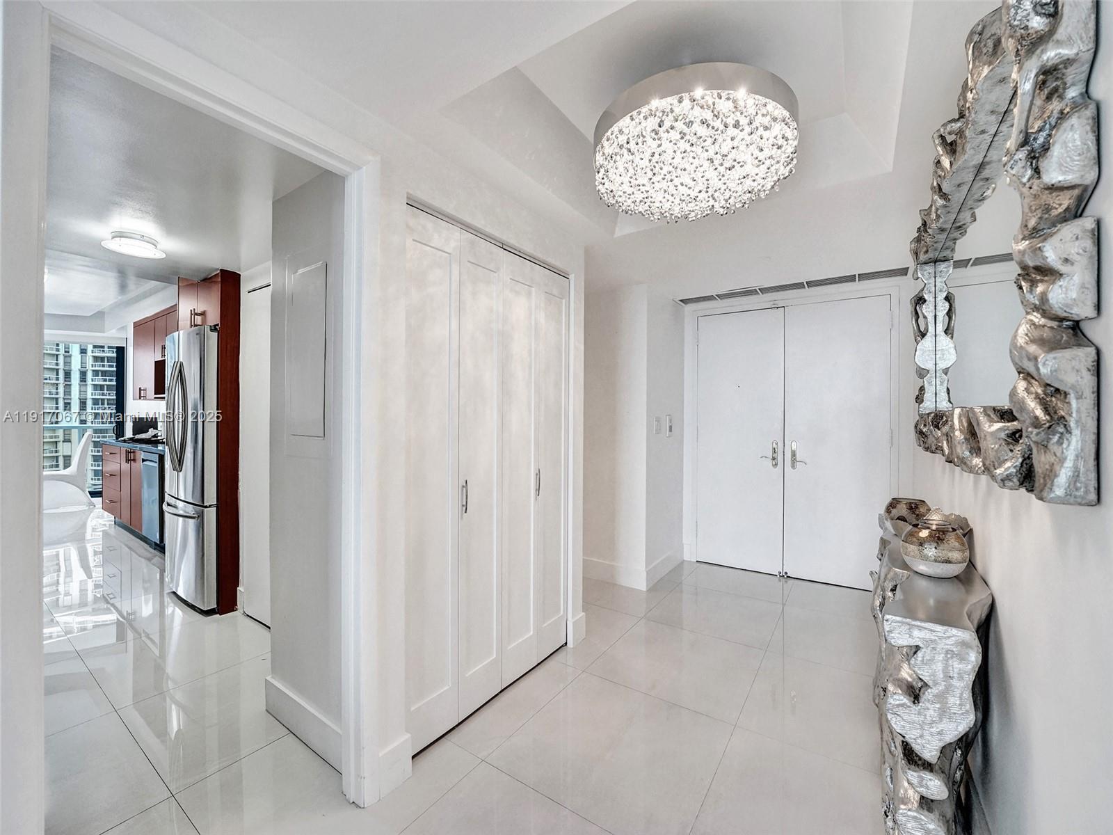 20281 E Country Club Dr #1114, Aventura FL 33180