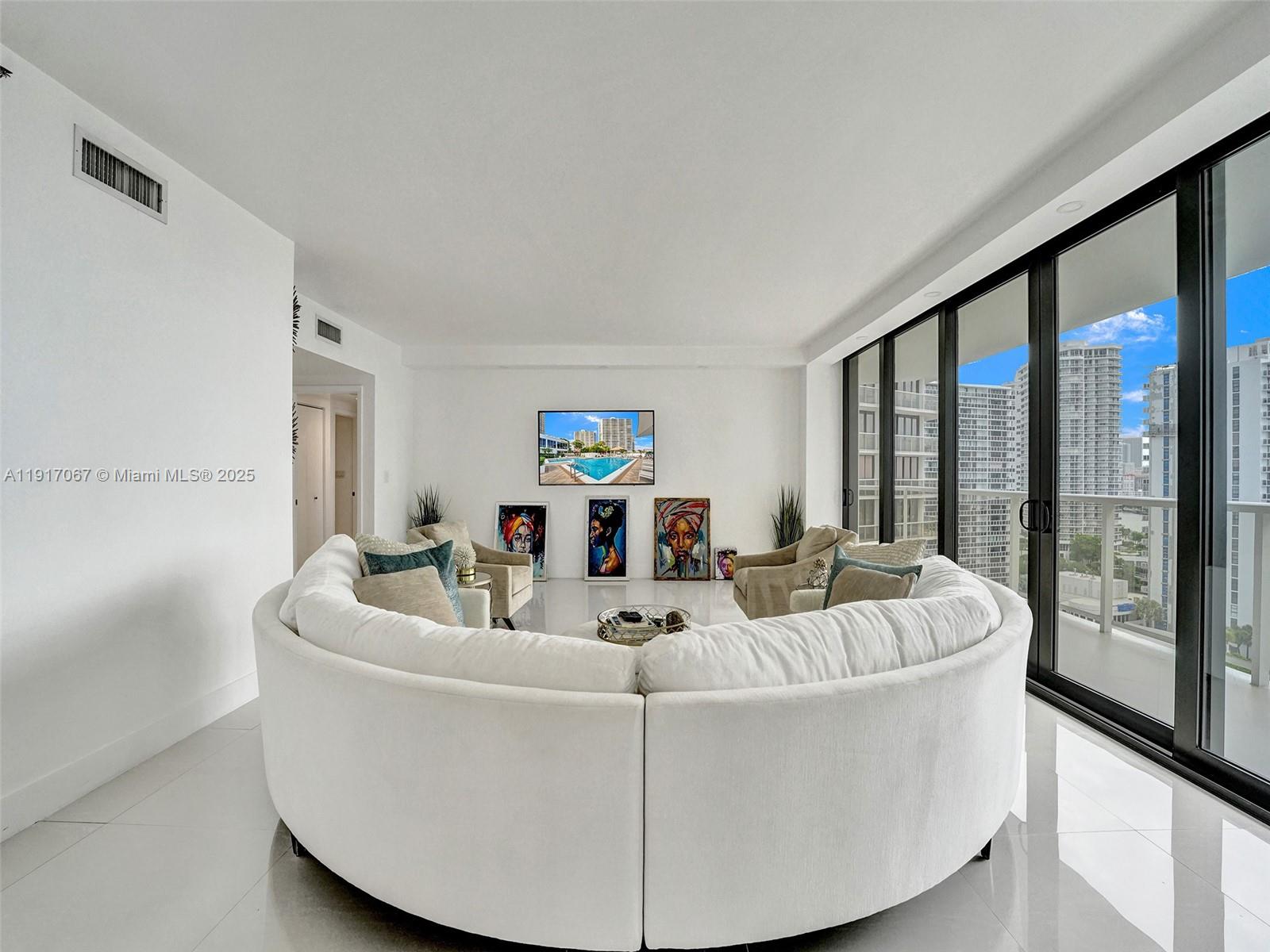 20281 E Country Club Dr #1114, Aventura FL 33180