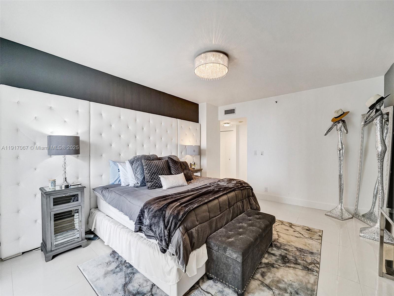 20281 E Country Club Dr #1114, Aventura FL 33180