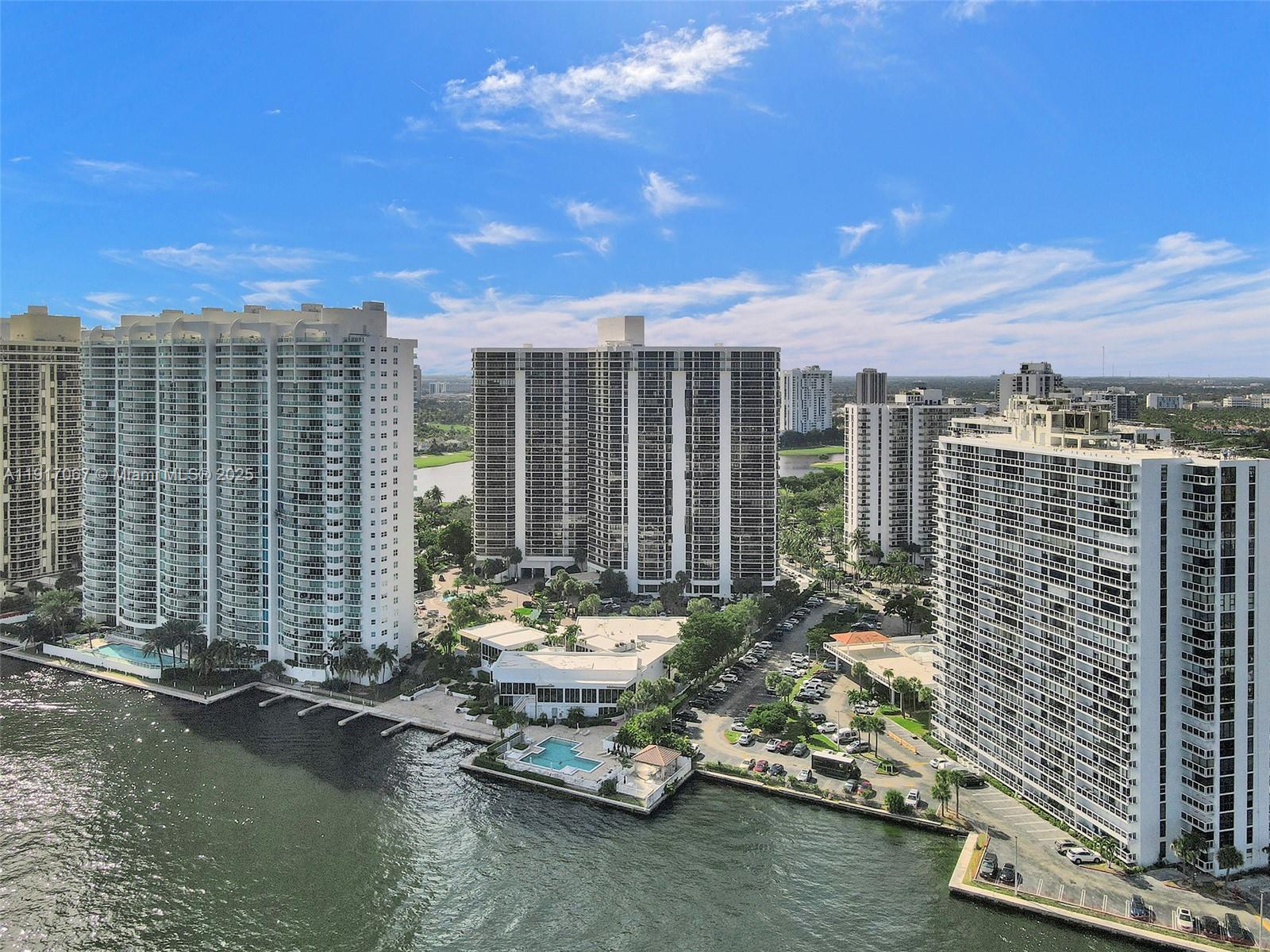 20281 E Country Club Dr #1114, Aventura FL 33180