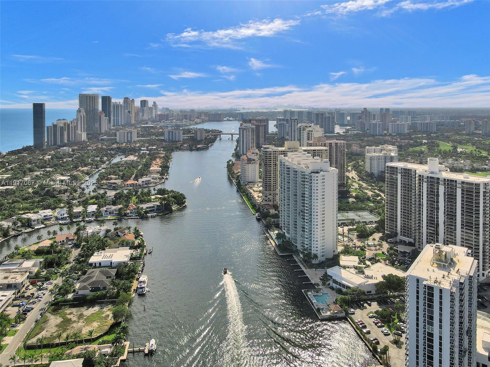 20281 E Country Club Dr #1114, Aventura FL 33180