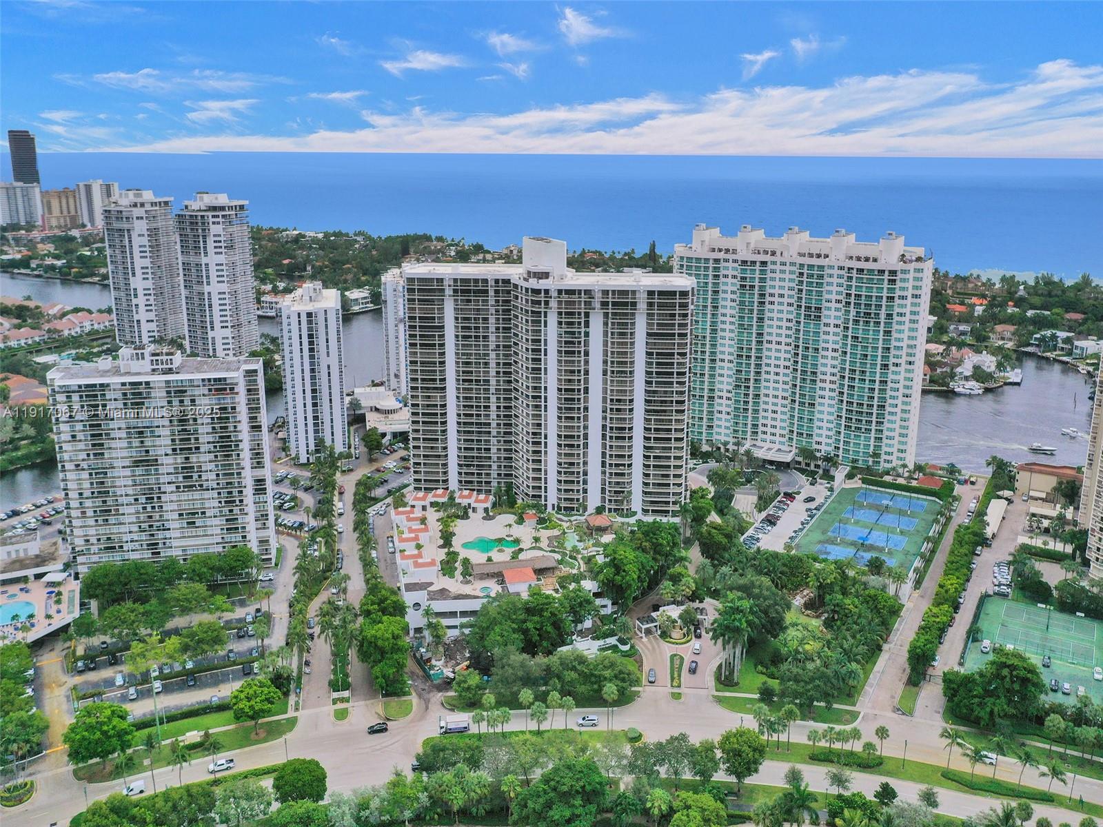20281 E Country Club Dr #1114, Aventura FL 33180