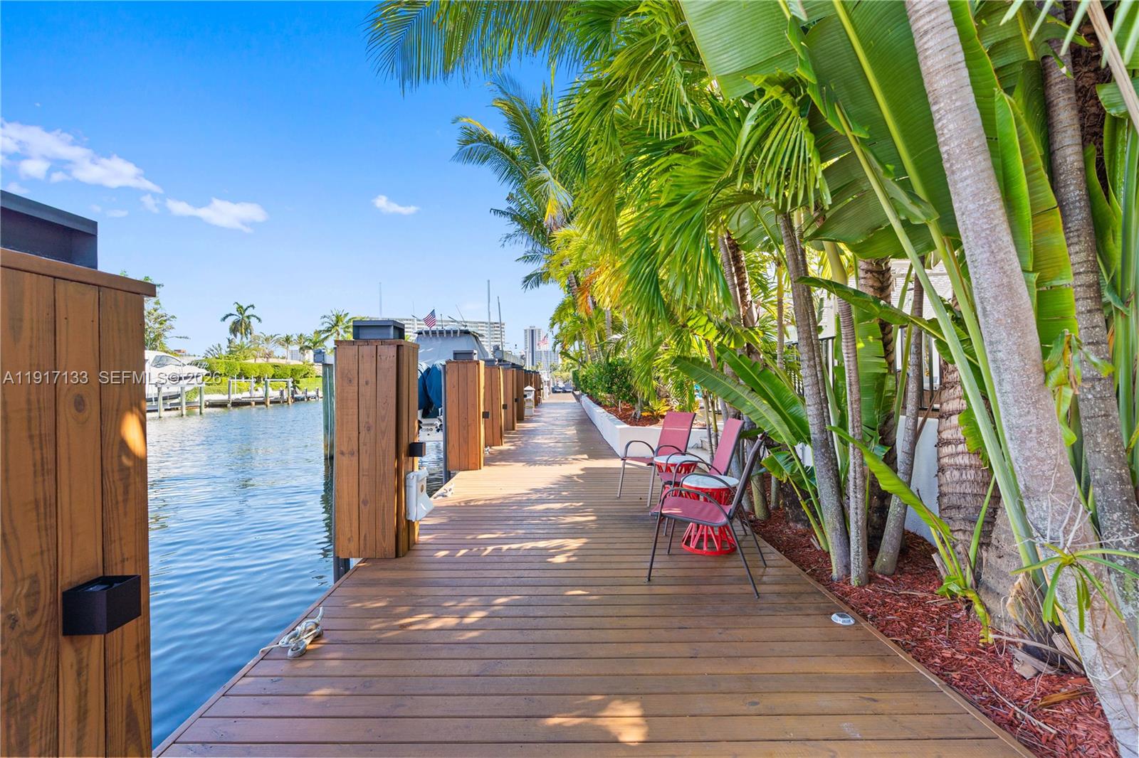 2839 NE 35th St, Fort Lauderdale FL 33306