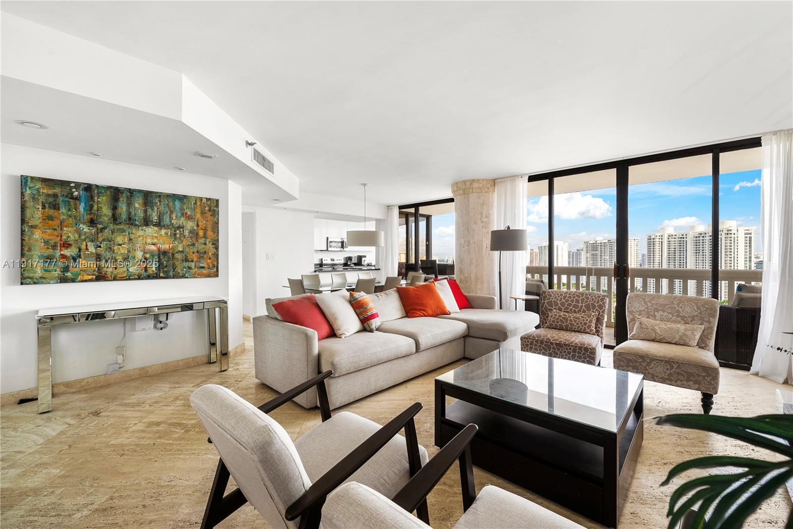 1000 W Island Blvd #2407, Aventura FL 33160