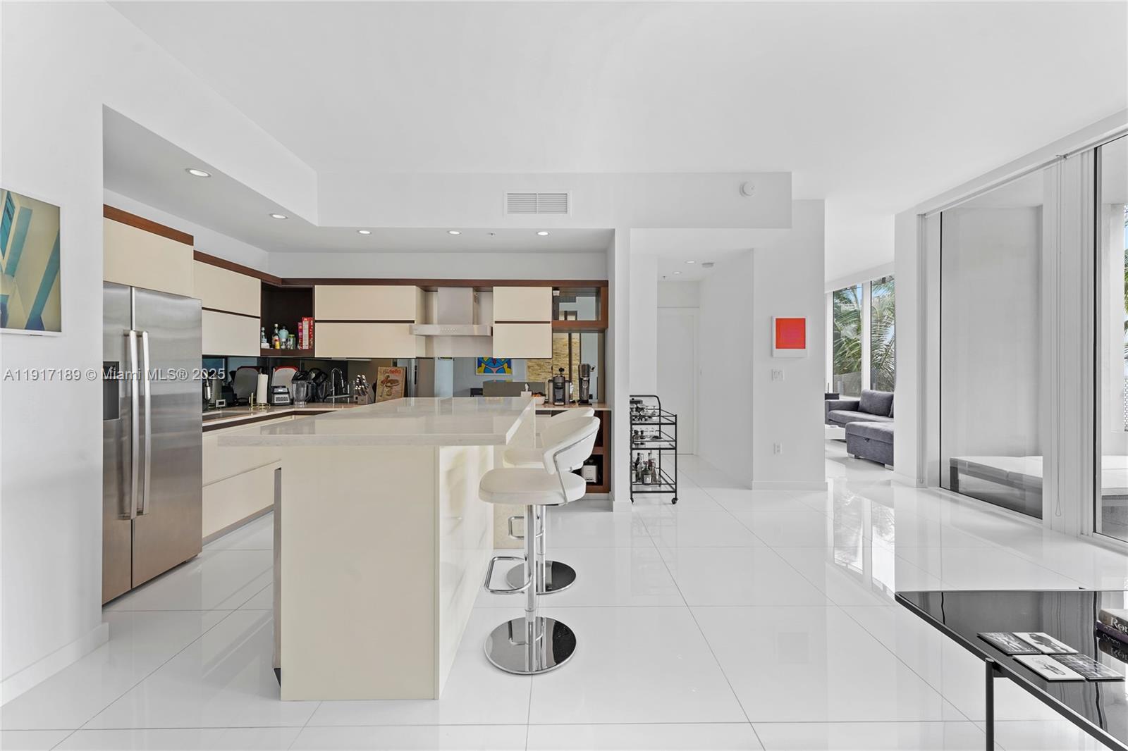 2100 Park Ave #201, Miami Beach FL 33139