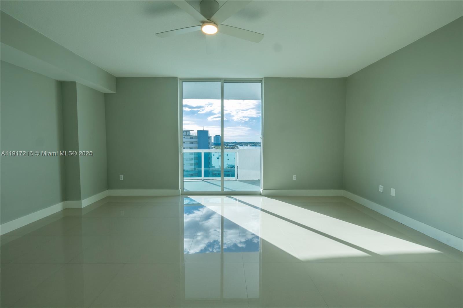 7900 Harbor Island Dr #920, North Bay Village FL 33141