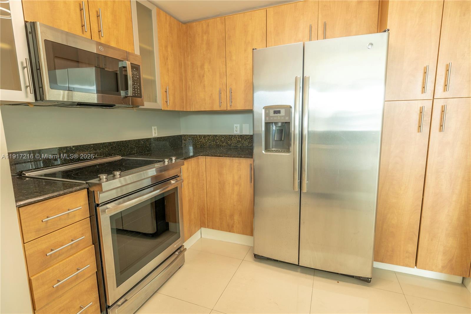 7900 Harbor Island Dr #920, North Bay Village FL 33141