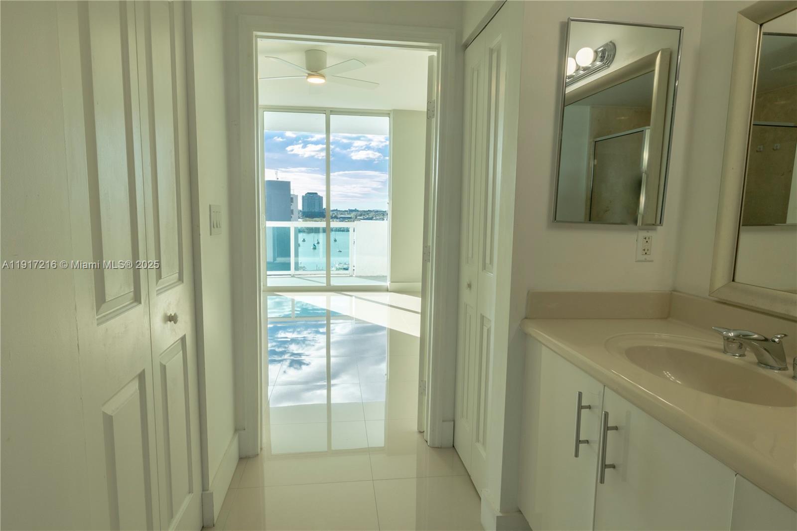 7900 Harbor Island Dr #920, North Bay Village FL 33141