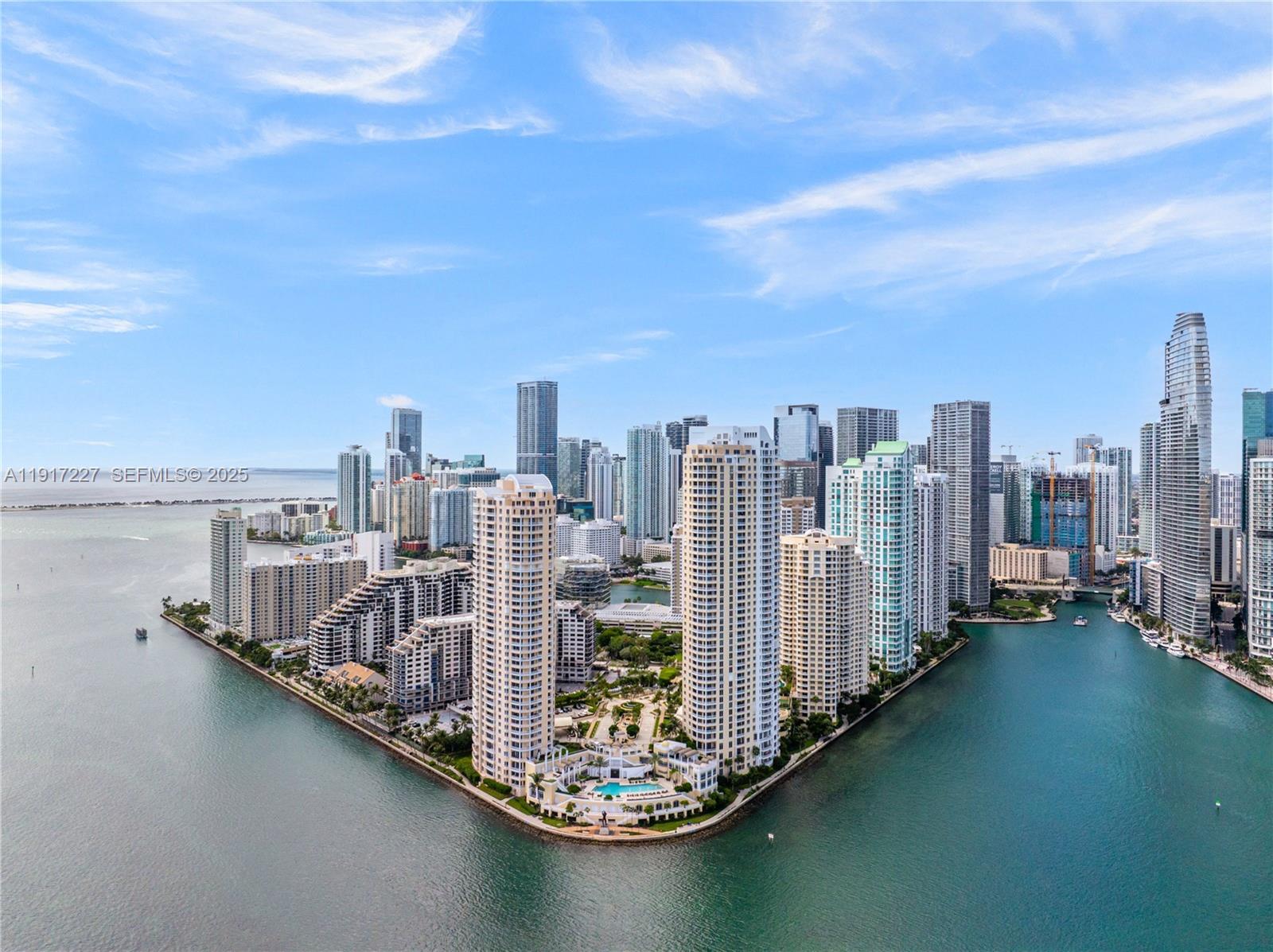 808 Brickell Key Dr #1802, Miami FL 33131
