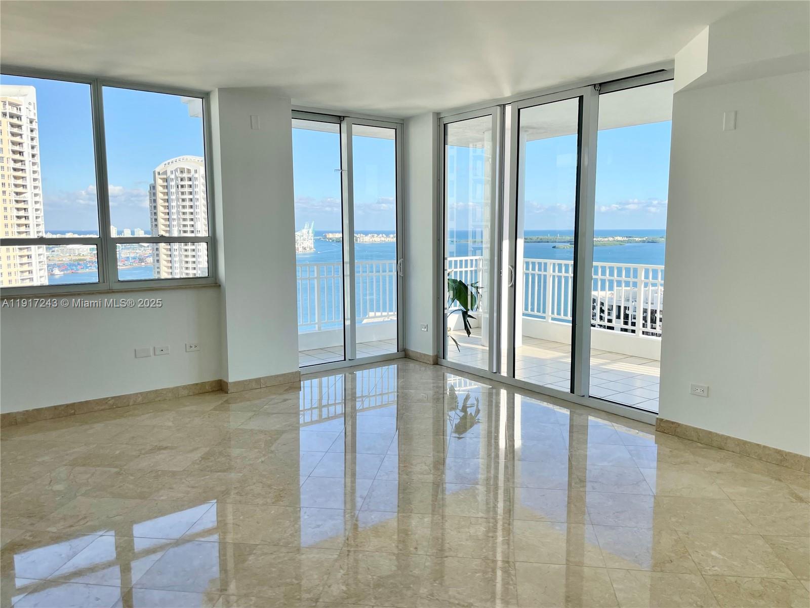 801 Brickell Key Blvd #3211, Miami FL 33131