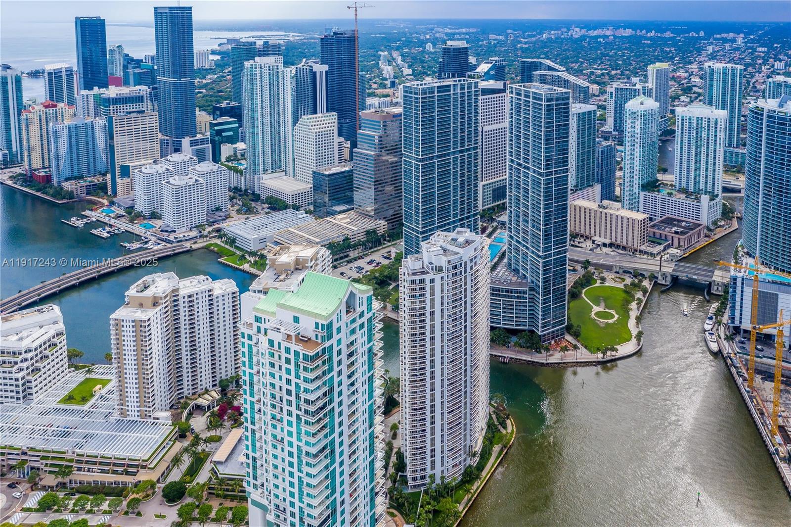 801 Brickell Key Blvd #3211, Miami FL 33131