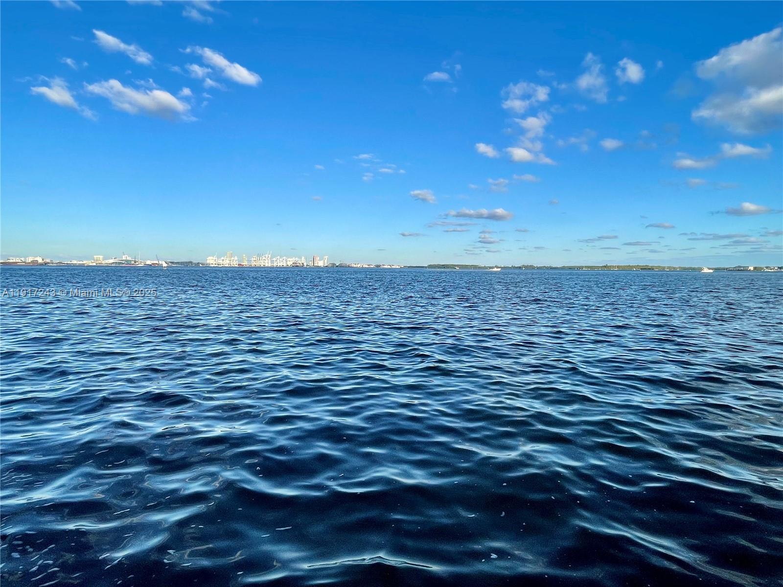801 Brickell Key Blvd #3211, Miami FL 33131