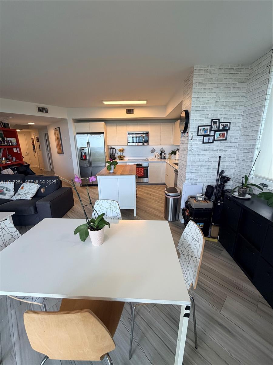 4250 Biscayne Blvd #902, Miami FL 33137