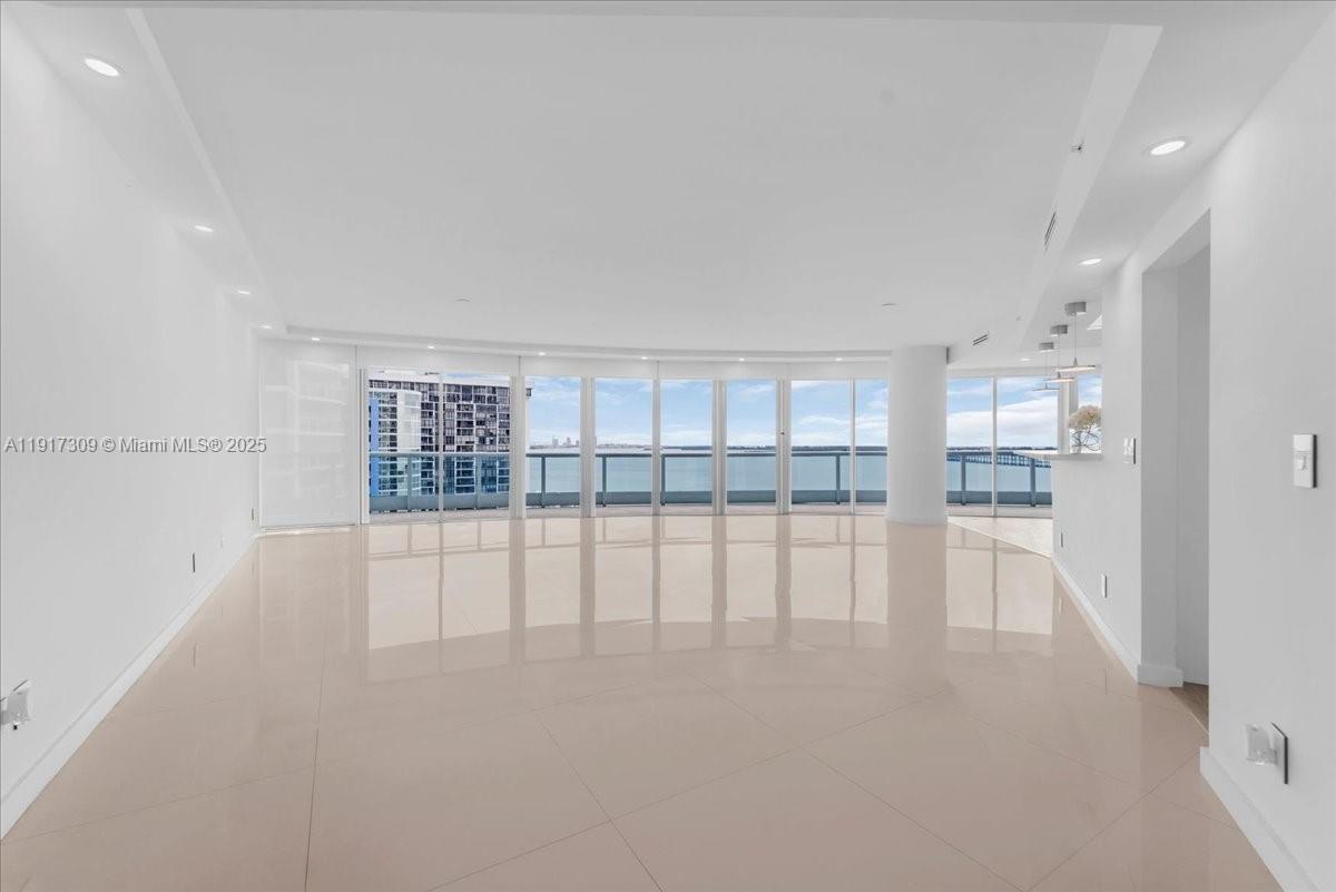 2127 Brickell Ave #1701, Miami FL 33129