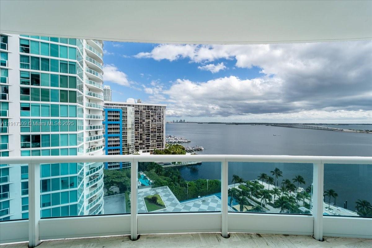 2127 Brickell Ave #1701, Miami FL 33129