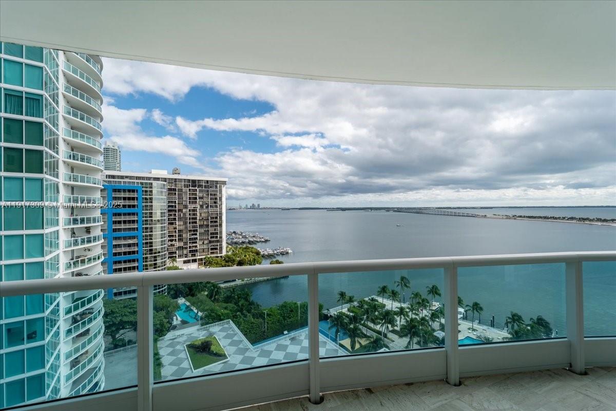 2127 Brickell Ave #1701, Miami FL 33129
