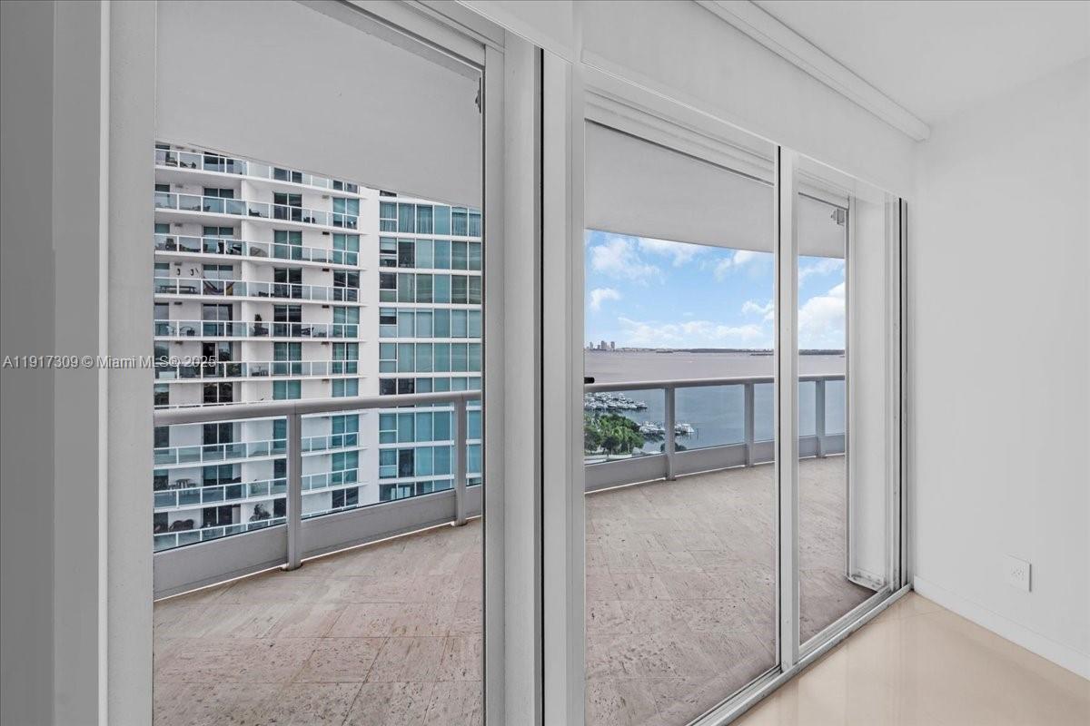 2127 Brickell Ave #1701, Miami FL 33129
