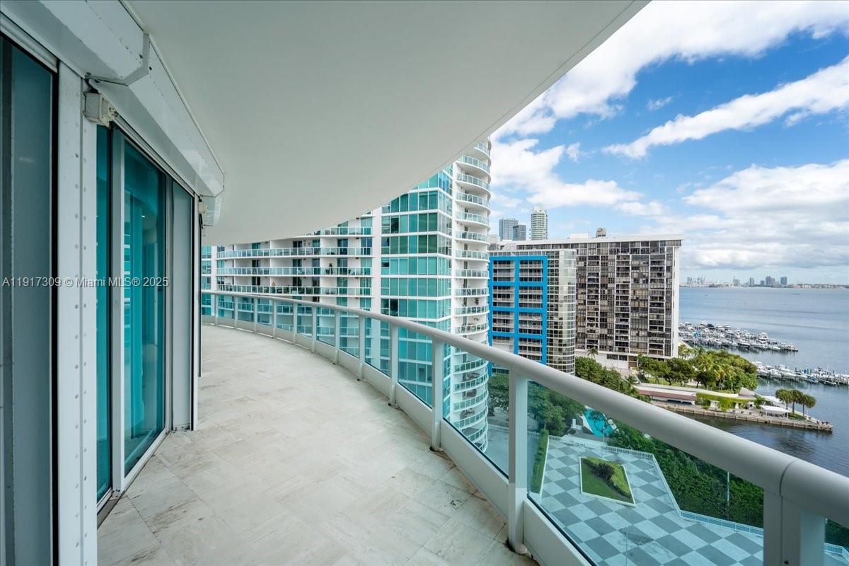 2127 Brickell Ave #1701, Miami FL 33129