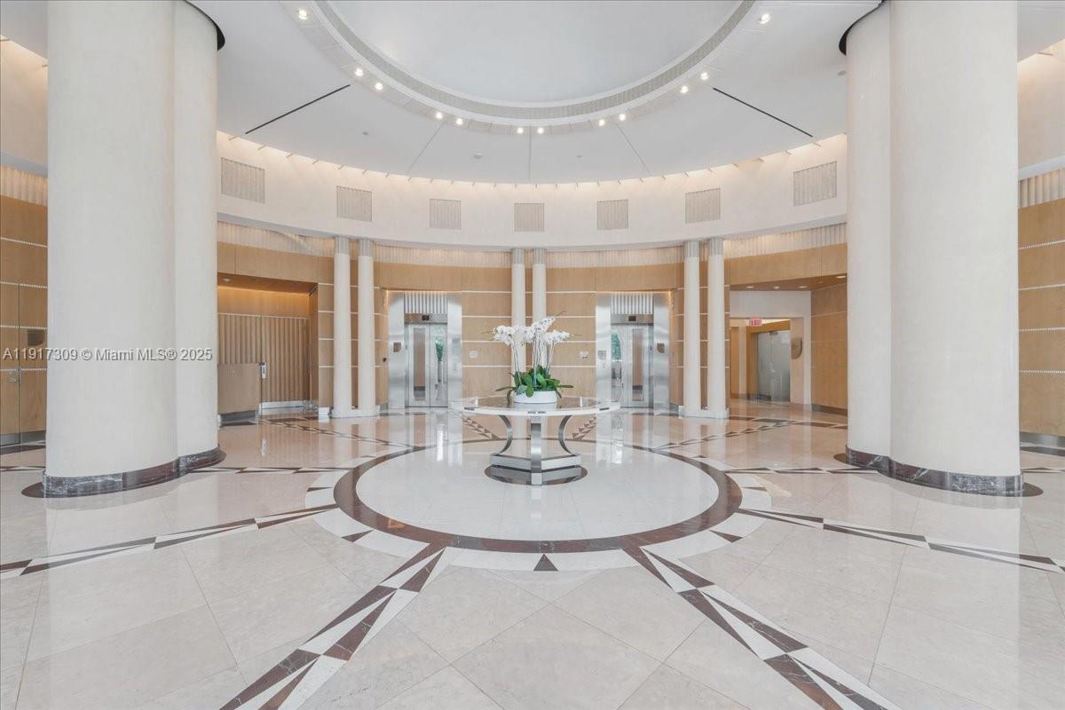 2127 Brickell Ave #1701, Miami FL 33129