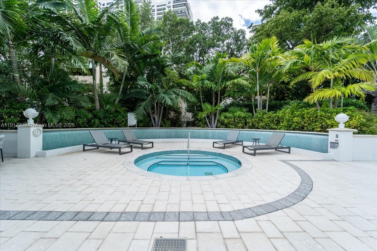 2127 Brickell Ave #1701, Miami FL 33129