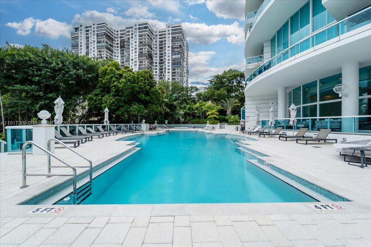 2127 Brickell Ave #1701, Miami FL 33129
