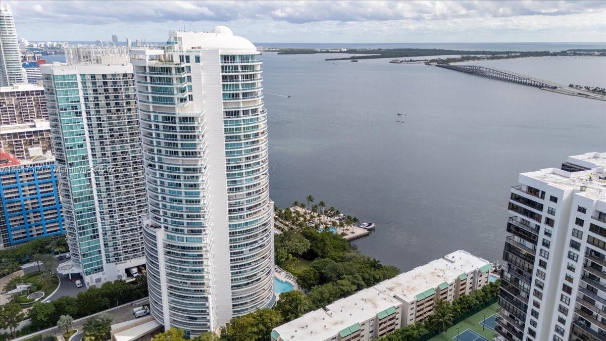 2127 Brickell Ave #1701, Miami FL 33129