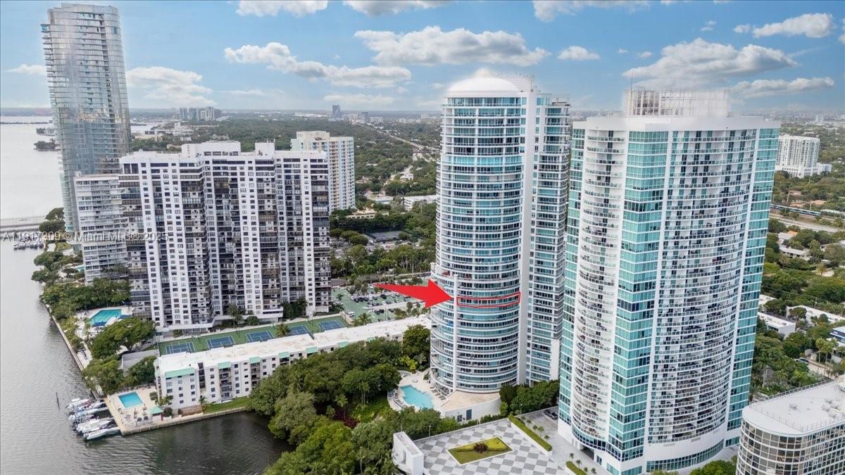 2127 Brickell Ave #1701, Miami FL 33129