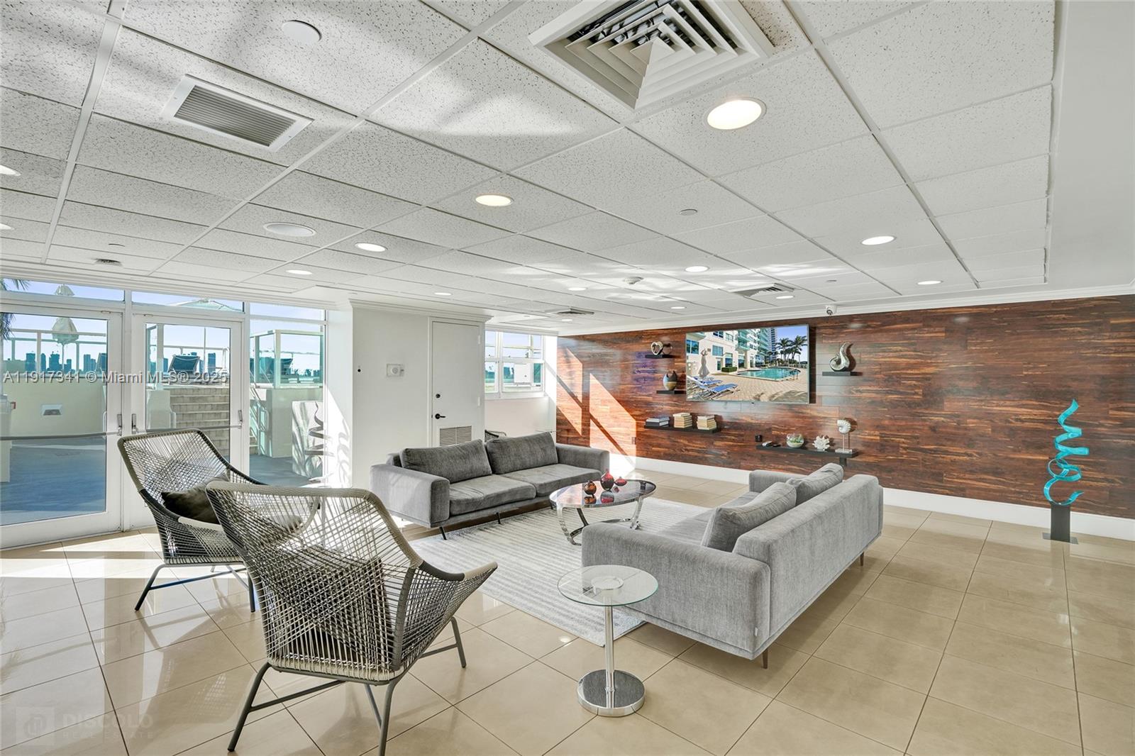 650 West Ave #PH01, Miami Beach FL 33139